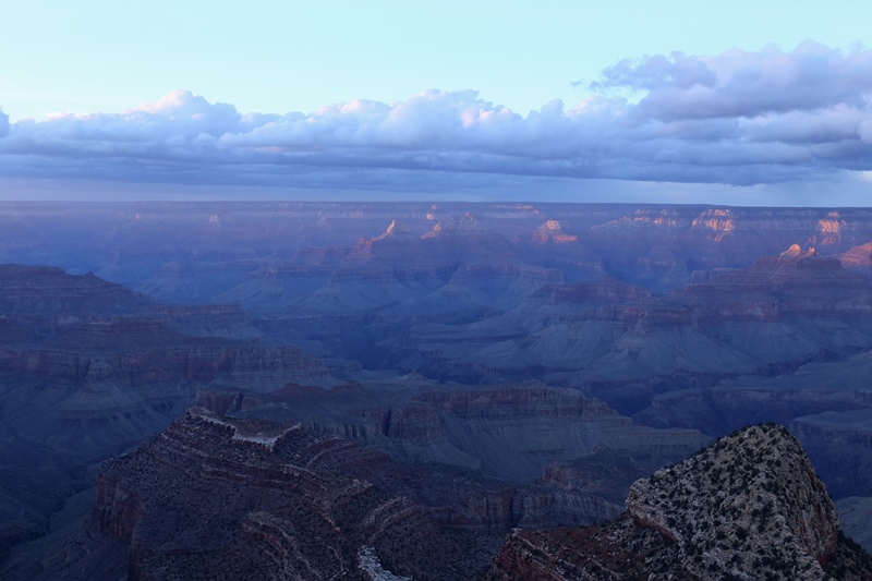 der Grand Canyon im letzten Licht des Tages